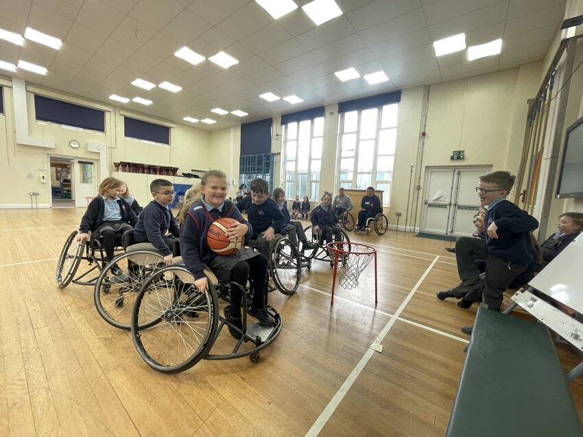 Image of Y2 - Wheelchair basketball 